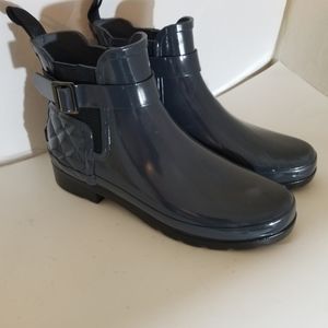 Hunter Women's Glossy Dark Gray Chelsea Rain Ankle Boots
